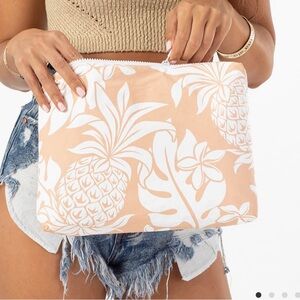 Aloha Collection MID pouch
